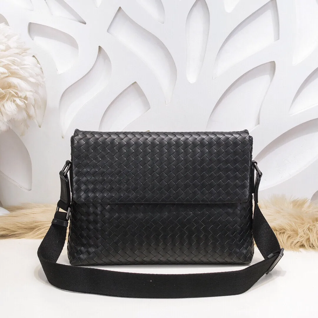 All categories 💚 Top version men’s bags 💚 BV 2024 new BV crossbody bag